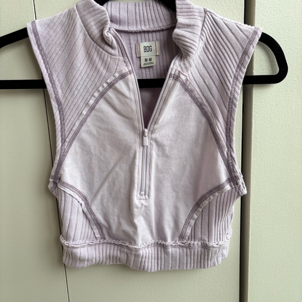 Women's Lavender Sleeveless Top